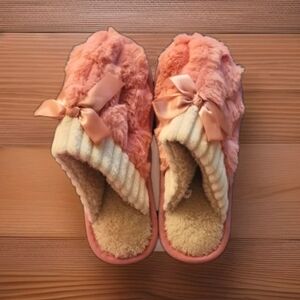 Womens Pink Slip on Closed Toe SOFT Interior Satin Bow Faux Fur Slippers